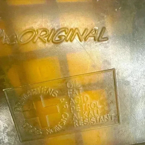 Doc Dr. Martens Crazy Horse Black Leather M8/W9 - Picture 16 of 16